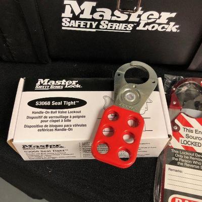 Masterlock Safety series Lock out device kit