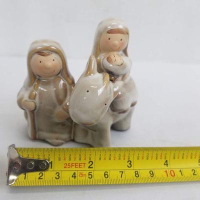 2 Nativity Figurines, Ceramic