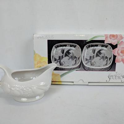 White Gravy Boat and 2 Clear Glass Narcissus Plates