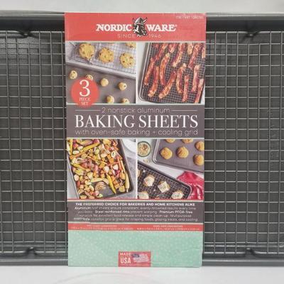 Nordic Ware 2 Nonstick Aluminum Baking Sheets with Baking & Cooling Grid - New