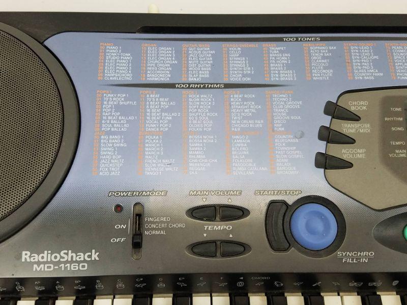 Radio Shack Piano Keyboard Variable Touch Response MD116 Works