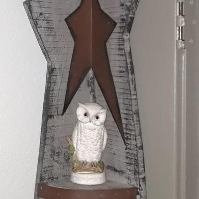 RUSTIC STAR CORNER SHELF
