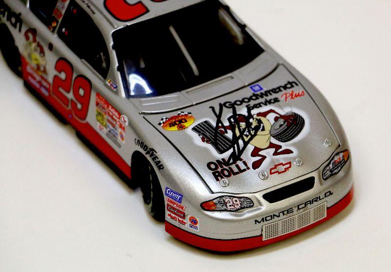 Kevin Harvick Looney Tunes Tazz Nascar diecast buying