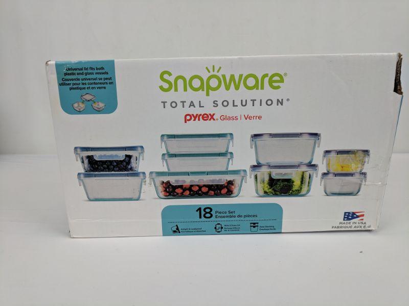Pyrex Glass Snapware, Missing 1 Glass, Most Lids Cracked, Box Open
