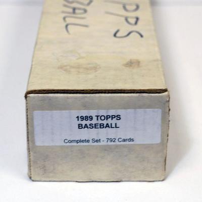 1989 TOPPS BASEBALL FACTORY COMPLETE SET - 792 Cards in Box Lot