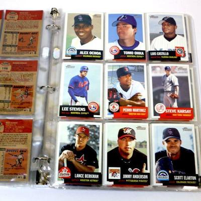 2002 TOPPS Heritage Baseball Cards Collection - 115 Cards in Binder