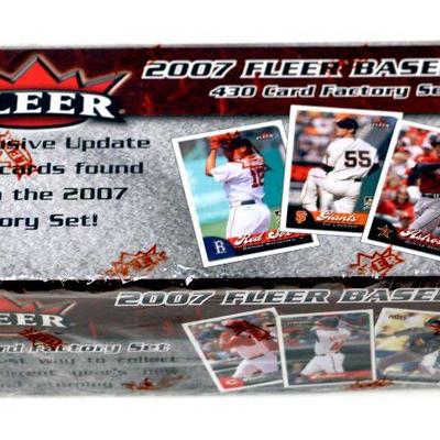 2007 FLEER Baseball Cards Factory Complete Set Sealed Box 430 Cards - D-029