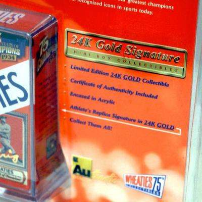 Lou Gehrig Wheaties 24K Gold Replica Signature Mini Box c.1999 - L-004