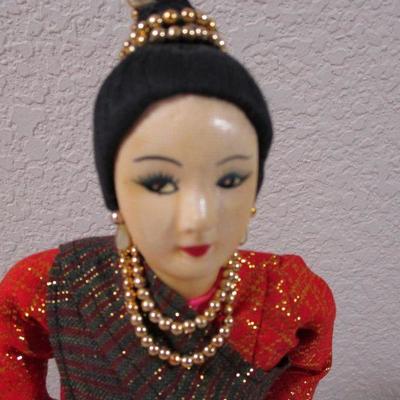 Vintage Kneeling Geisha Doll 10" Tall 