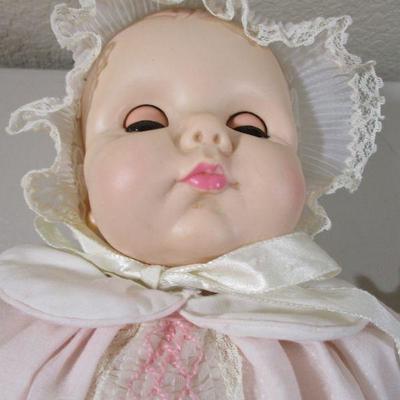 Vintage 1974 Effanbee Crybaby Doll Vinyl and Plastic 16" 