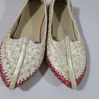 Oriental Handmade  Shoes size 5