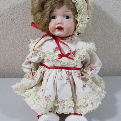 Vintage 1983 Artist mad Hannah Toddler Doll 15