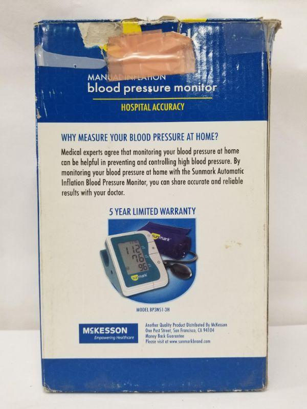 SunMark Manual Inflation Blood Pressure Monitor "Hospital Accuracy