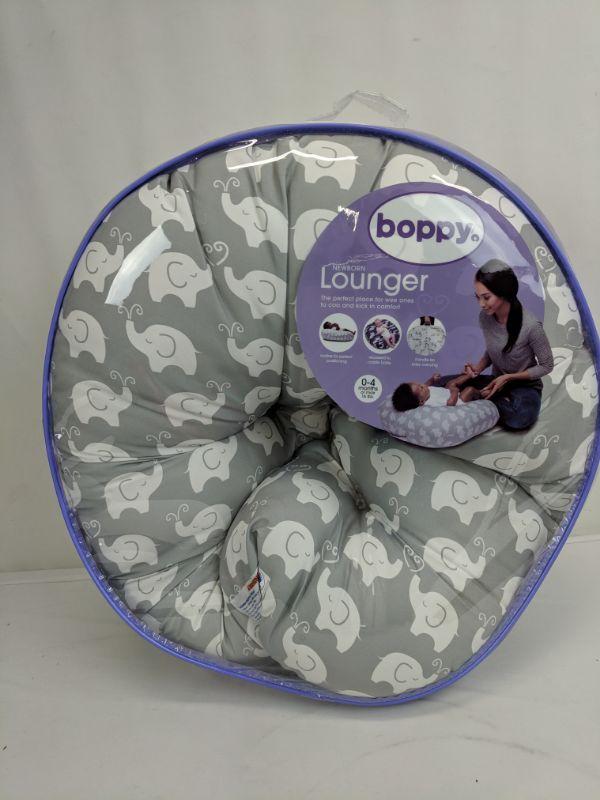 Elephant top newborn lounger