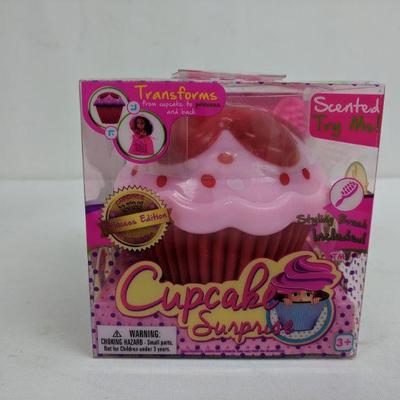 Cupcake Surprise & Jojo Bowbow Puppy Plush - New