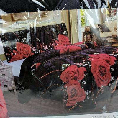 King 3 PC Set, Luxury Borrego, 1 Blanket 3 Pillow Shams, Black & Red Roses - New