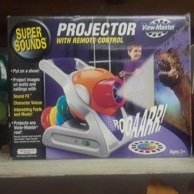 VINTAGE IN BOX SUPER SOUNDS PROJECTOR