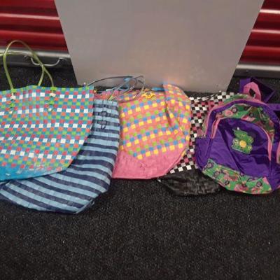 4 FASHION BAGS AND BACK BACK