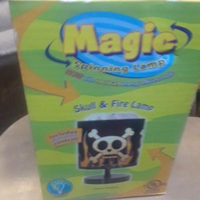 MAGIC SPINNING LAMP