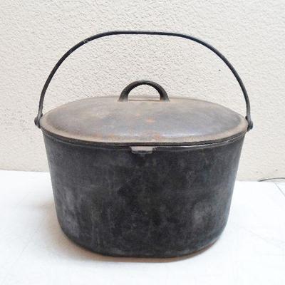 Vintage Cast Iron Pot