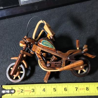 Harley Davidson Telephone, HD Wooden Bike, Metal bike, FLSTS Collector Bike