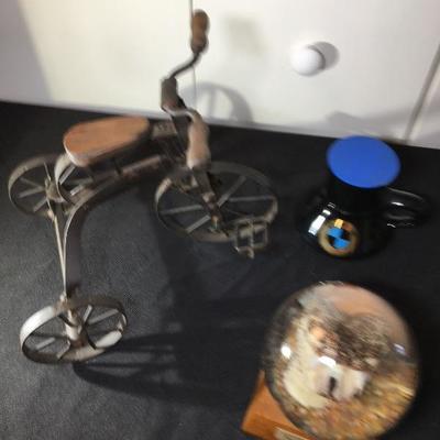 Metal decorative Bike, BMW Mug & Rattlesnake desk globe