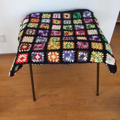 Lot 73 - Blankets and Crocheted Afghans