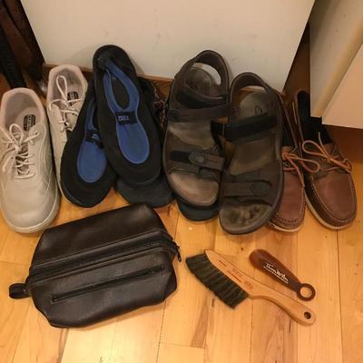 Lot 37 - Menâ€™s Shoes, Belts, and More