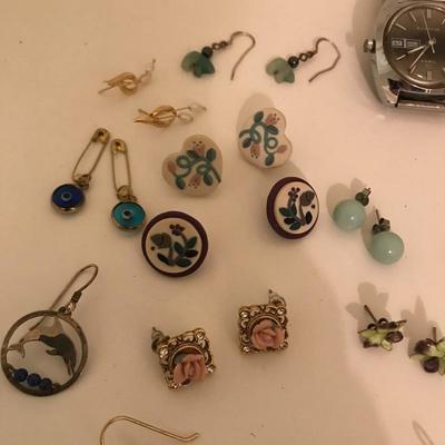 Lot 41 - Costume Jewelry and Watches 