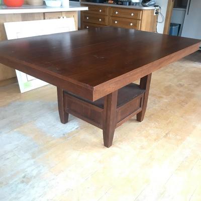 Lot 96 - Dining Room Table, Req or Sq