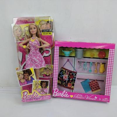 Barbie Light-Up Heart PKG Open & The Pioneer Woman Barbie Kitchen Set - New