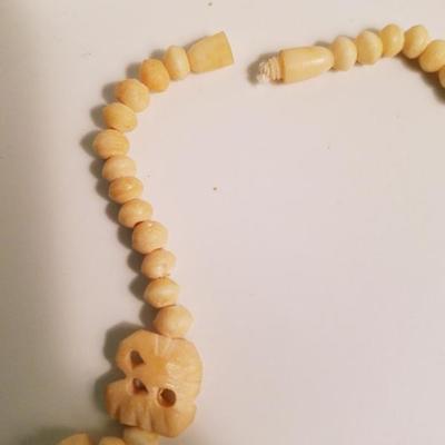 Vtg Hand carved Bovine Bone Necklace and Pendant Elephants