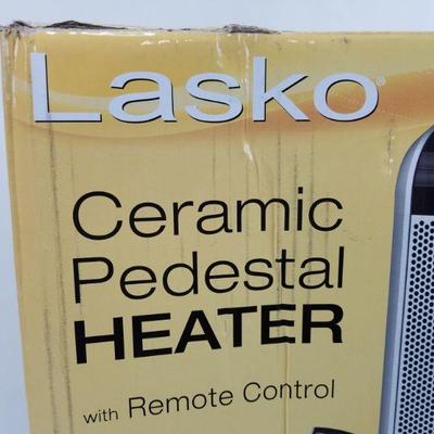 Lasko Ceramic Pedestal Heater with Remote Control. Needs cleaning - Works