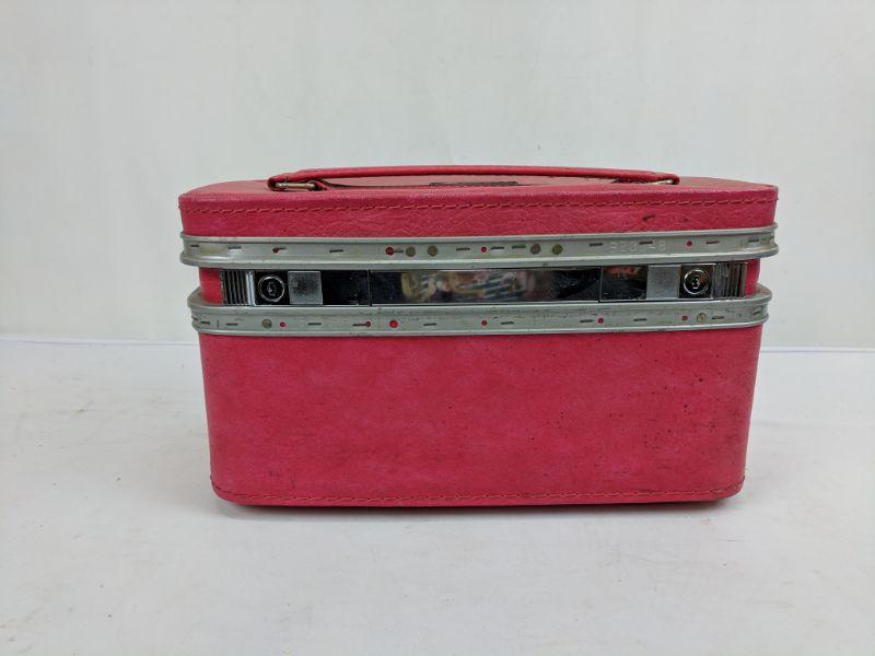 samsonite makeup train case