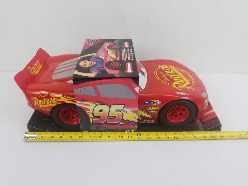 big lightning mcqueen car toy