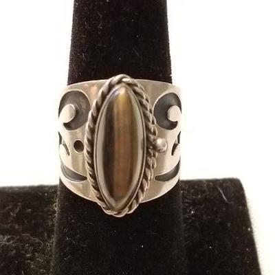 Large sterling poisen ring