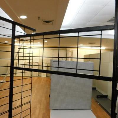 Commercial Black Wire Four Sided Mobile Display Rack 39"x24"x77"