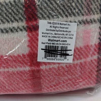 Full/Queen Plush Blanket, Red Plaid - New