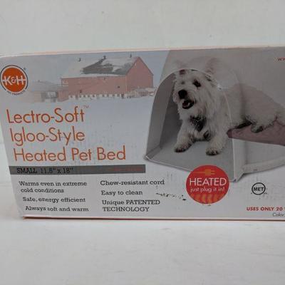 Small Heated Pet Bed, Lectro-Soft Igloo Style- New