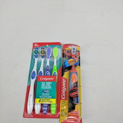 Colgate Toothbrushes, 4 PK 360 Whole Mouth & Blaze Powered Toothbrush - New