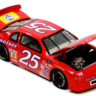 Ken Schrader #25 Budweiser 1996 Monte Carlo NASCAR 1/24 Die Cast Model NOS