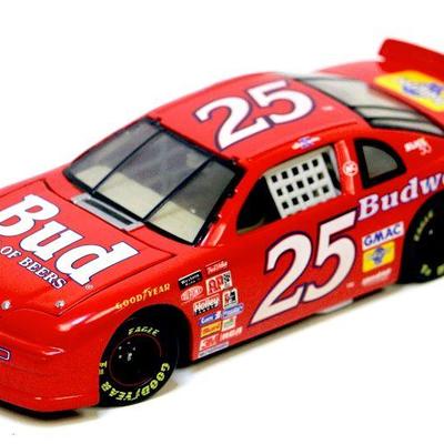 Ken Schrader #25 Budweiser 1996 Monte Carlo NASCAR 1/24 Die Cast Model NOS