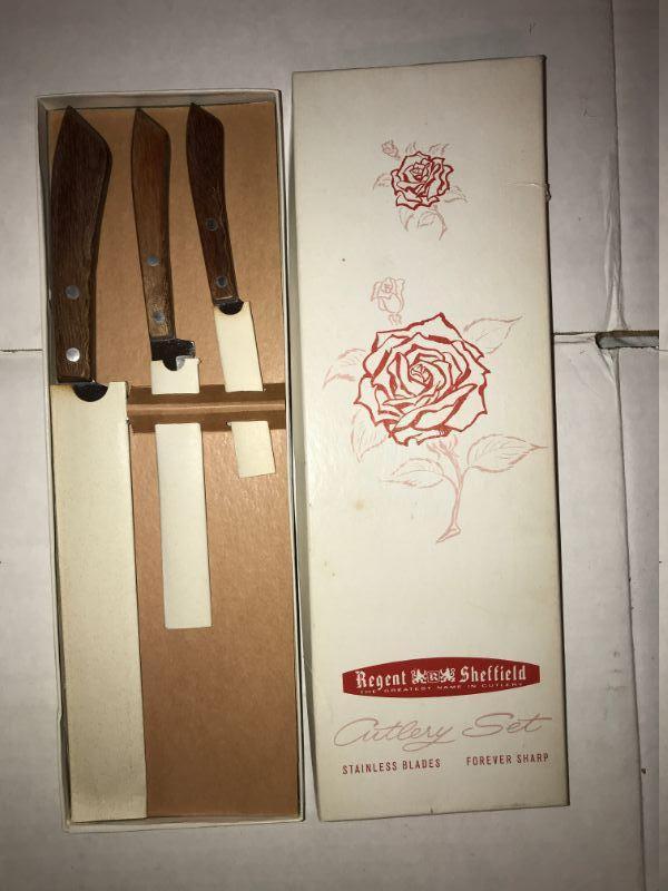 Regent Sheffield Set of Knives UnUsed