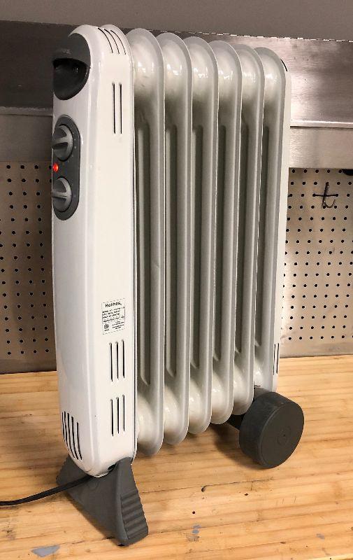 HOLMES Radiant heater