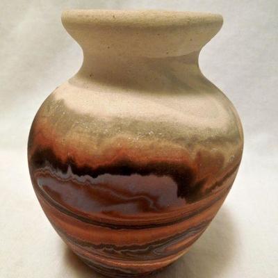 Lot 136: Vintage Decoratives