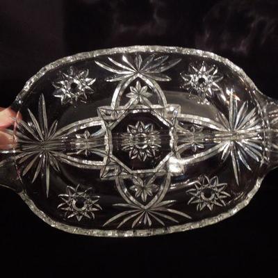 Lot 144: Vintage Cut and Pressed Glass Bowls, Dish and Display Fruit