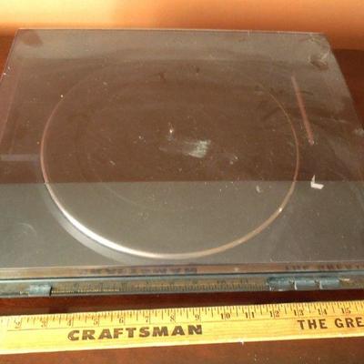 Lot 94: TEAC P-988 DC Servo Motor Turntable for Vinyl Records
