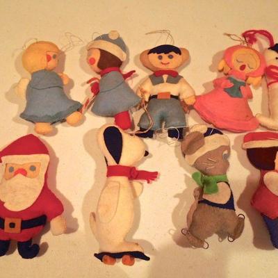 Lot 61: Mega Vintage Christmas Incuding C7 Lights Mercury Glass