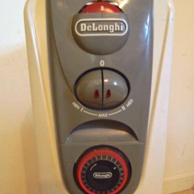 Lot 196: Utilitech Radiator Heater Model 0689360