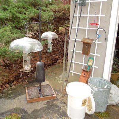 Lot 37: Feed the Birds Please Wild Birds Unlimited et al